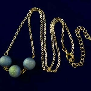 Triple Blue necklace